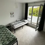 13 3br R&p Living