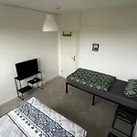 13 3br R&p Living *