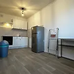 13 3br R&p Living