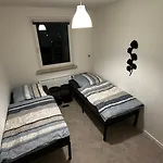 13 3br R&p Living *