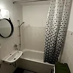 13 3br R&p Living