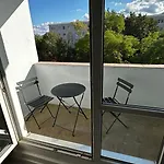 13 3br R&p Living