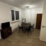 13 3br R&p Living Halle (Saale)