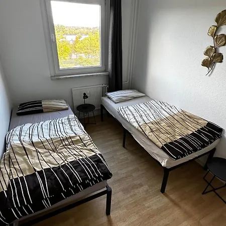 13 3br R&p Living *
