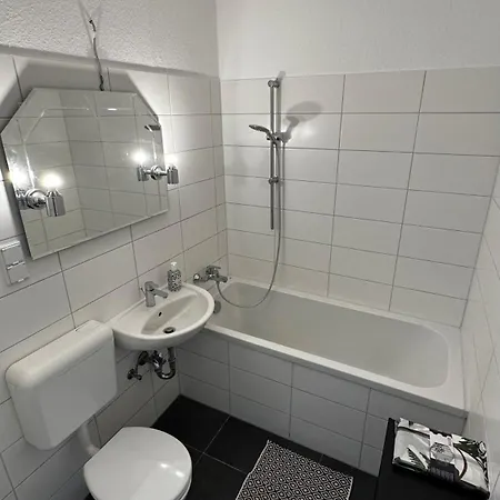 13 3br R&p Living Halle (Saale)