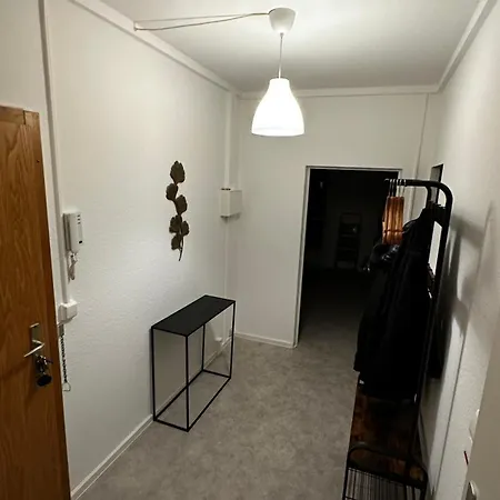 13 3br R&p Living