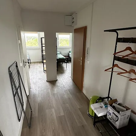 13 3br R&p Living Apartment