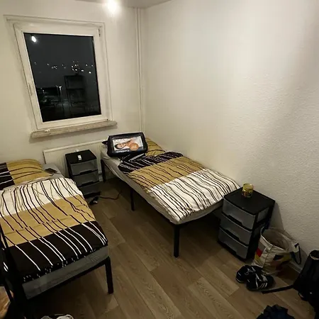 Apartment 13 3br R&p Living *