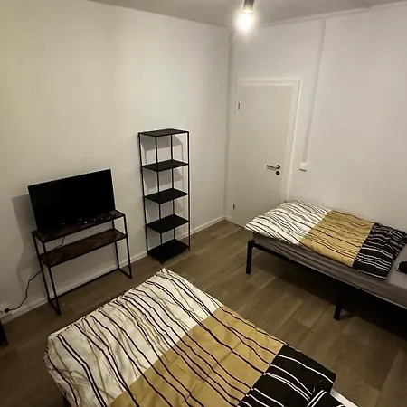 13 3br R&p Living Halle (Saale)