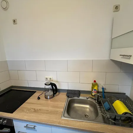 13 3br R&p Living Apartment *