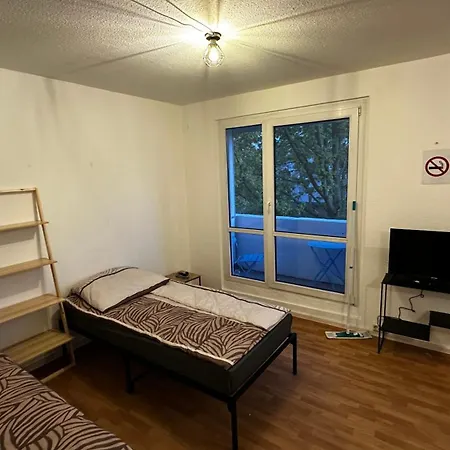 13 3br R&p Living Halle (Saale)