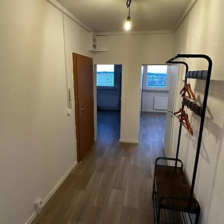 13 3br R&p Living