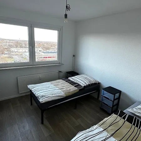 13 3br R&p Living Apartment