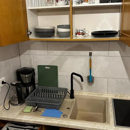 13 3br R&p Living Apartment Halle (Saale)