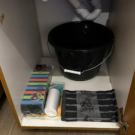 Apartment 13 3br R&p Living