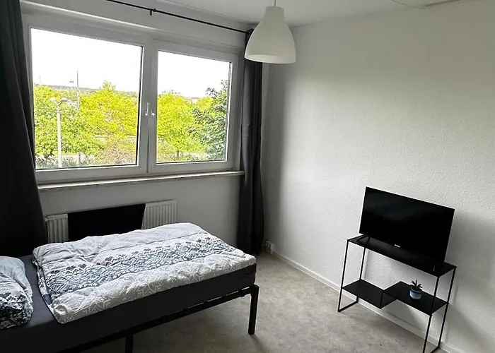 13 3br R&p Living Halle (Saale)