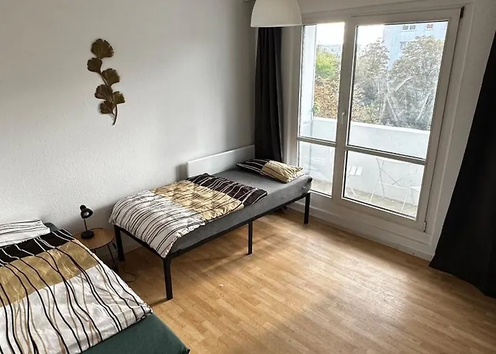 13 3br R&p Living Lägenhet Halle (Saale)