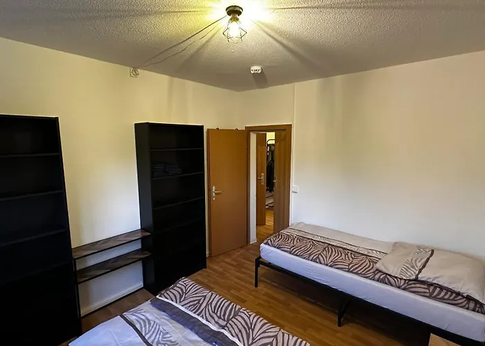 13 3br R&p Living * Halle (Saale)