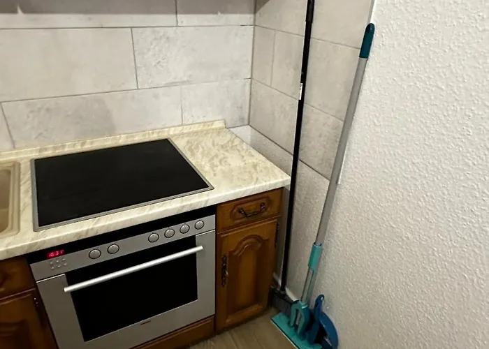 13 3br R&p Living Lägenhet Halle (Saale)