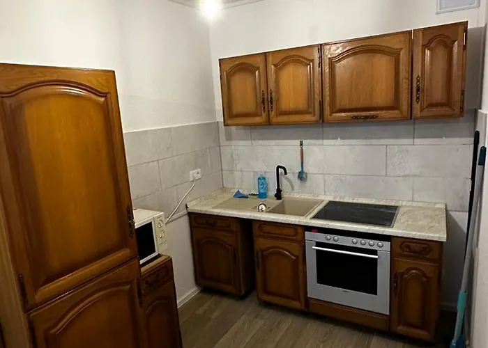 13 3br R&p Living Halle (Saale)