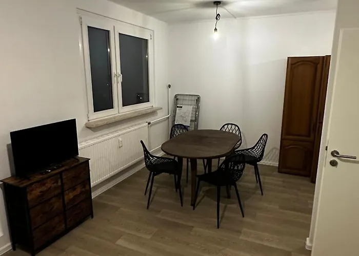 13 3br R&p Living Halle (Saale)